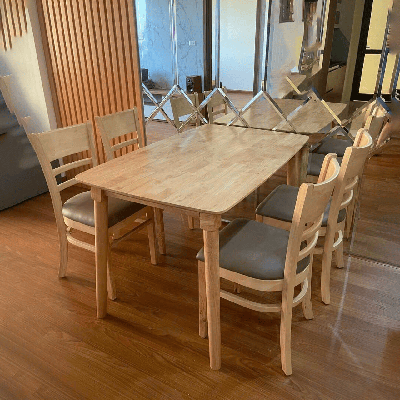 Bàn ăn cao su 1m2 4 ghế Cabin BA59